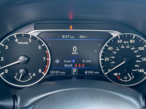 Used 2025 Nissan Altima 2.5 SV FWD image 24