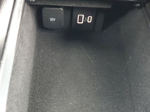 New 2026 Lincoln Corsair Premiere image 21