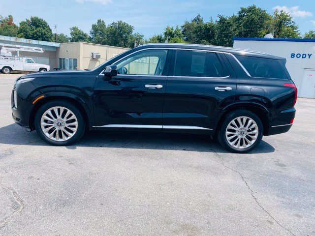 Used 2020 Hyundai Palisade Limited FWD image 2