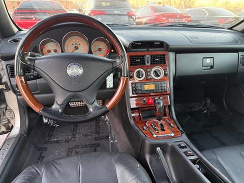 Used 2003 Mercedes-Benz SLK 320 SLK 320 2dr Roadster image 11