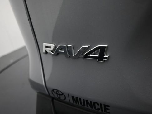 Used 2021 Toyota RAV4 XLE w/ Convenience Package AWD/4WD image 35