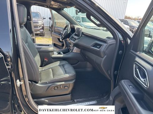 Used 2021 Chevrolet Suburban RST AWD/4WD image 27