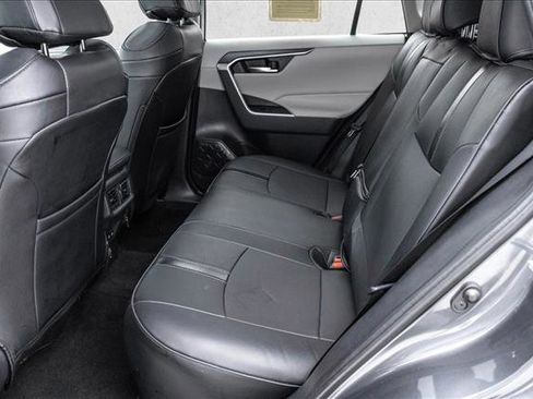 Used 2019 Toyota RAV4 XLE image 21