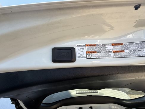 Used 2014 Toyota RAV4 Limited AWD/4WD image 19