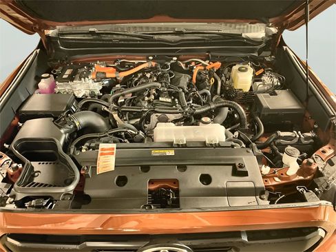 New 2025 Toyota Tacoma TRD Off-Road image 18