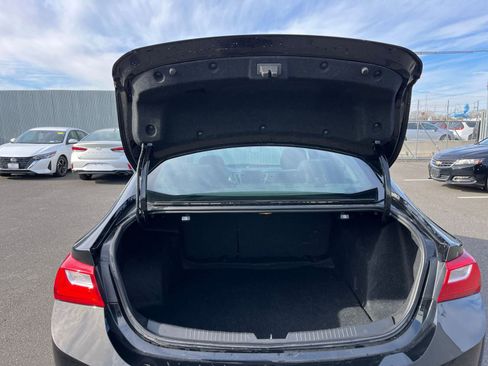 Used 2024 Chevrolet Malibu LT image 31