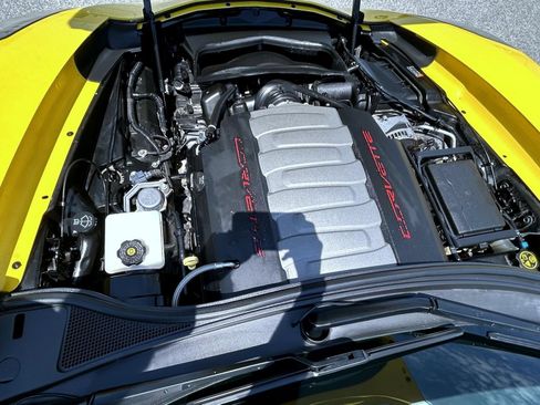 Certified 2016 Chevrolet Corvette Stingray Coupe w/ Carbon Flash Badge Package RWD image 18
