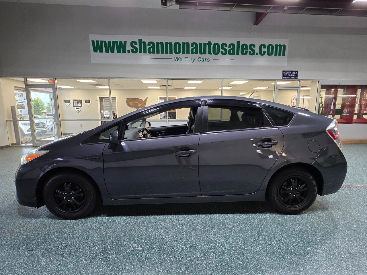 Used 2012 Toyota Prius Four FWD image 11
