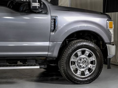 Used 2022 Ford F250 XLT w/ XLT Value Package AWD/4WD image 7