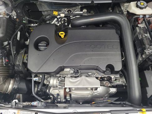 Used 2023 Chevrolet Equinox LS w/ LS Convenience Package FWD image 30