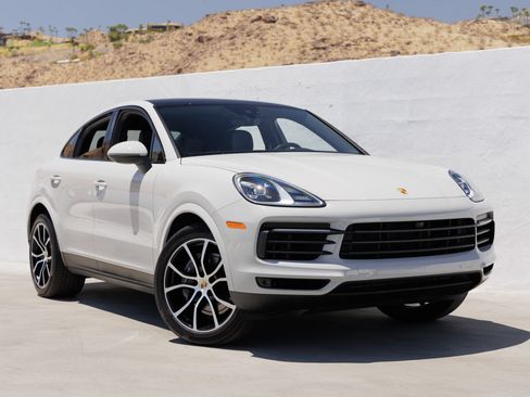 Certified 2023 Porsche Cayenne Platinum Edition AWD/4WD image 9