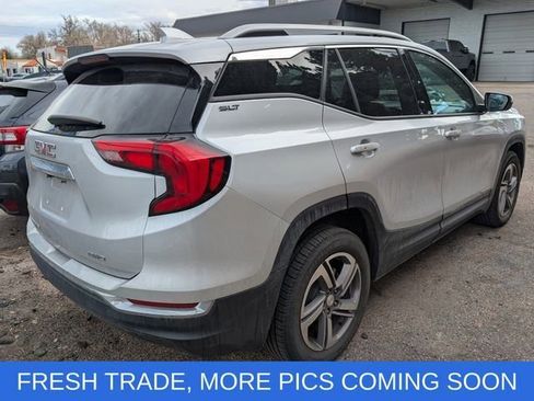 Used 2019 GMC Terrain SLT image 3
