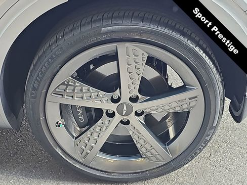 Used 2025 Genesis GV70 3.5T Sport w/ Sport Prestige Package image 12