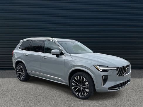 New 2026 Volvo XC90 B6 Plus w/ Protection Package Premier image 3