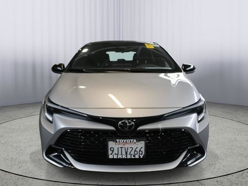 Certified 2024 Toyota Corolla SE w/ SE Package image 2