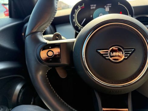 Used 2024 MINI Cooper S FWD image 16