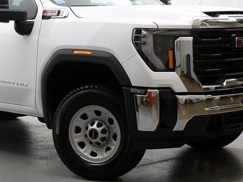 New 2025 GMC Sierra 2500 Pro w/ 1SA Pro Safety Plus Package AWD/4WD image 3
