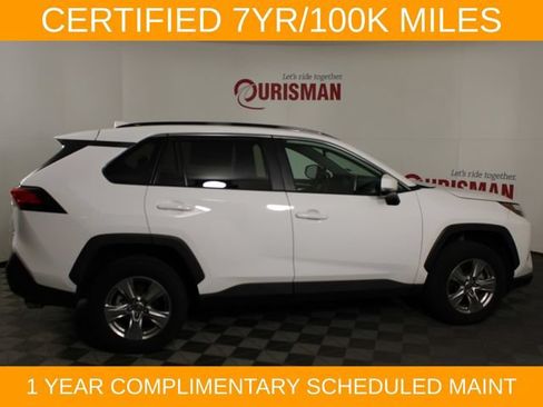 Used 2024 Toyota RAV4 XLE AWD/4WD image 8