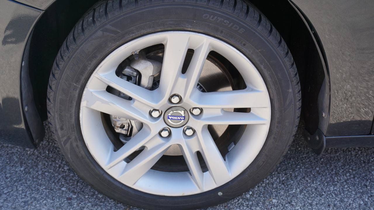 Used 2014 Volvo S60 T5 FWD image 9