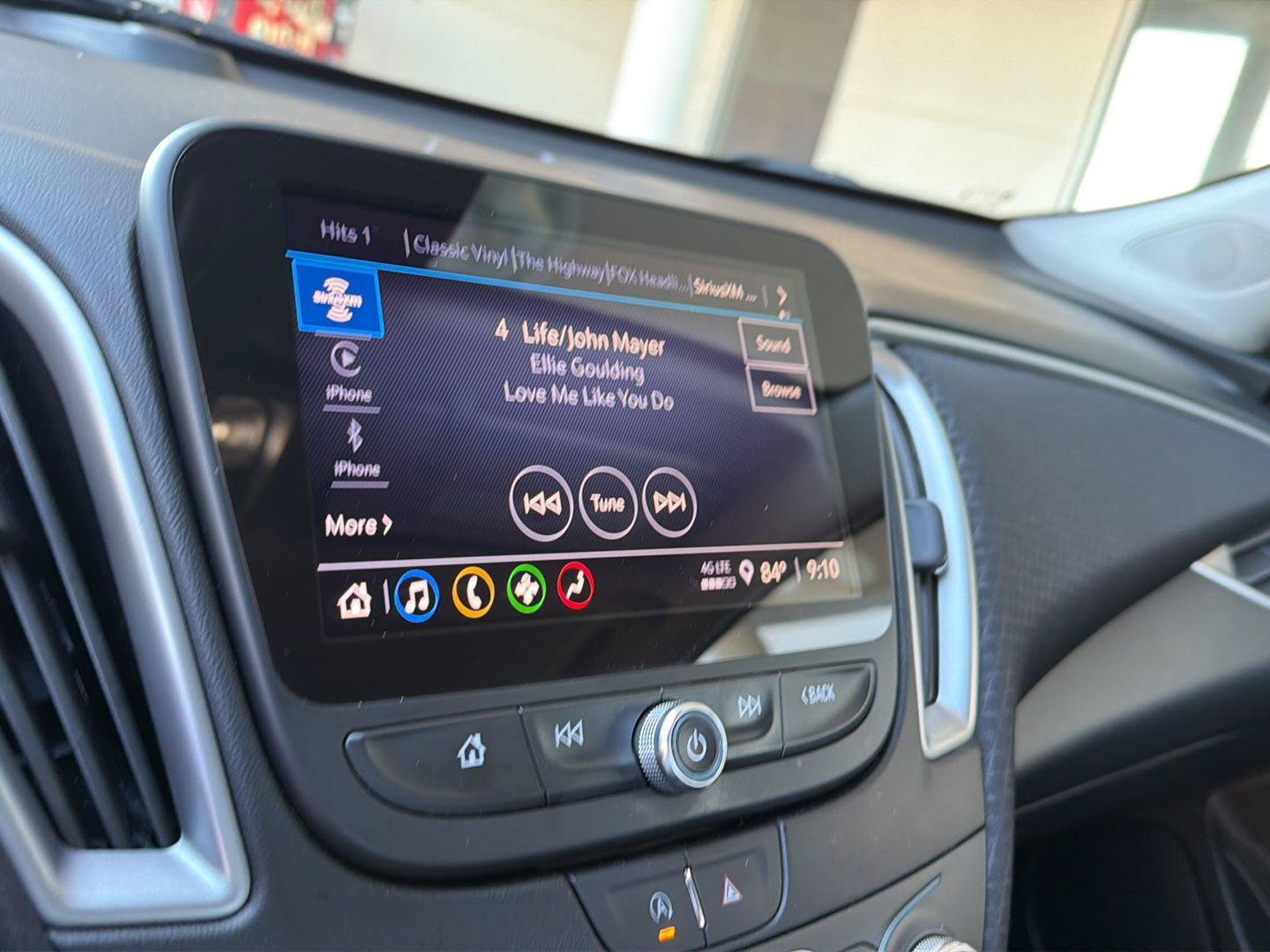 Used 2025 Chevrolet Malibu LT FWD image 23