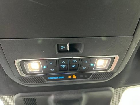 Used 2021 Ford F150 Lariat w/ Equipment Group 502A High AWD/4WD image 18