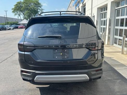 Used 2025 Honda Pilot Elite image 4