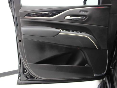 Used 2023 Cadillac Escalade Sport image 16