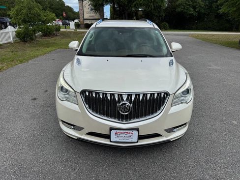 Used 2014 Buick Enclave Leather w/ Trailering Provision Package FWD image 2