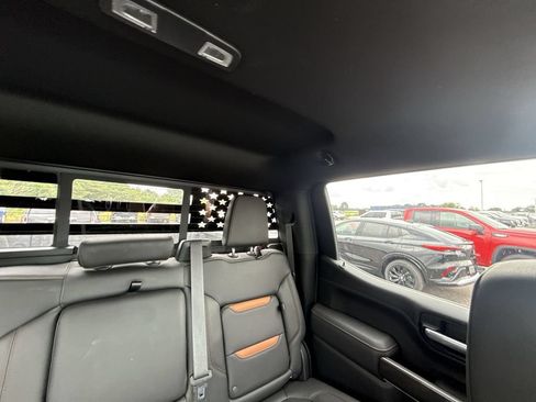 Used 2020 GMC Sierra 1500 AT4 w/ AT4 Premium Package AWD/4WD image 12