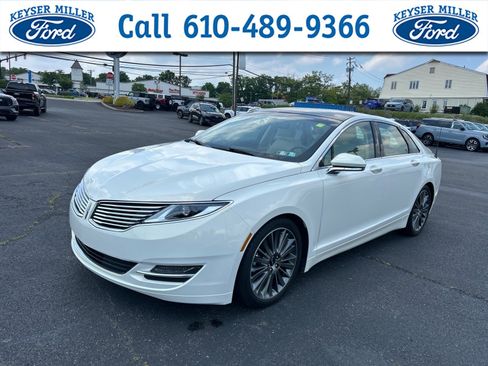 Used 2013 Lincoln MKZ AWD image 1