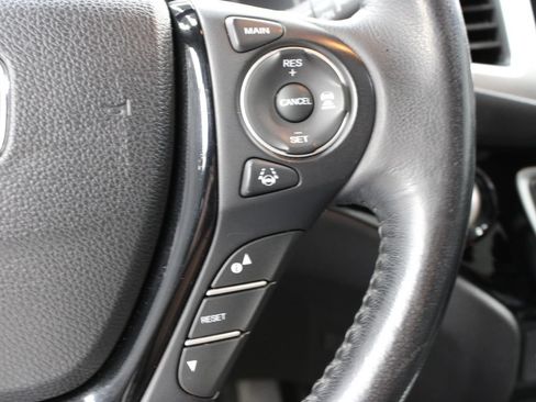 Used 2018 Honda Pilot Touring image 51