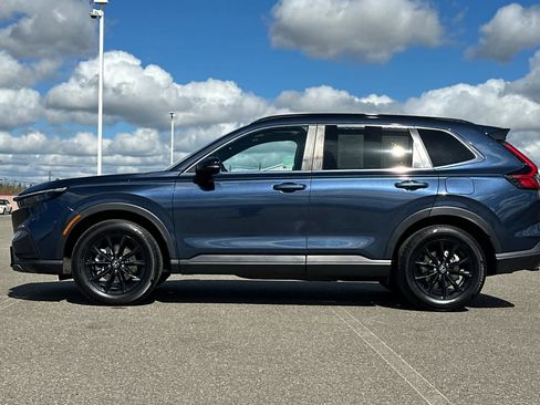 Certified 2025 Honda CR-V Sport image 7