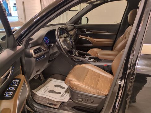 Used 2021 Kia Telluride SX w/ SX Prestige Package image 18