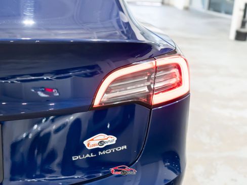 Used 2018 Tesla Model 3 Long Range AWD/4WD image 42