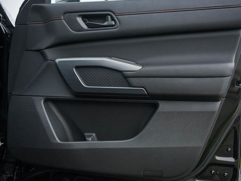 New 2025 Nissan Pathfinder Rock Creek image 10