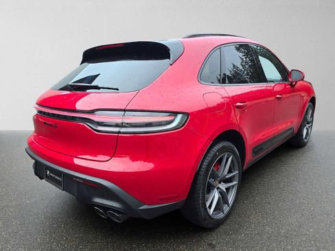 Used 2023 Porsche Macan S AWD/4WD image 3