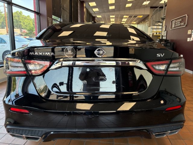 Used 2021 Nissan Maxima 3.5 SV w/ Floor Mat Group FWD image 11