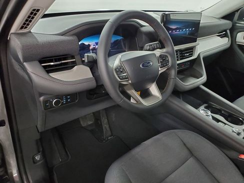 New 2026 Ford Explorer Active AWD/4WD image 10