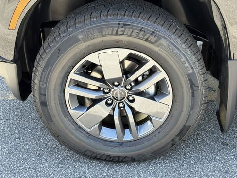 New 2026 Nissan Frontier SV w/ Tow Package image 22