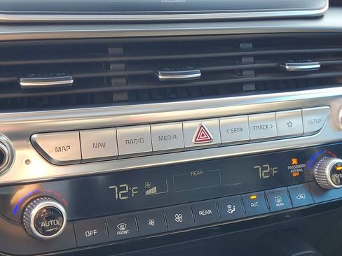 Used 2022 Kia Telluride S image 30