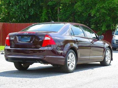Used 2011 Ford Fusion SE FWD image 12