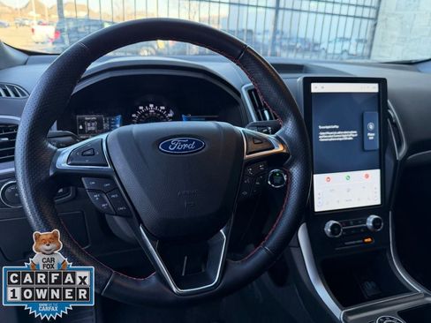 Used 2022 Ford Edge ST-Line image 12