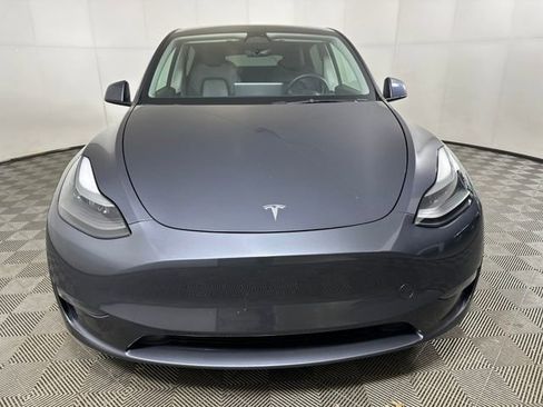 Used 2023 Tesla Model Y Long Range image 8