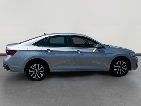 Used 2023 Volkswagen Jetta S FWD image 6