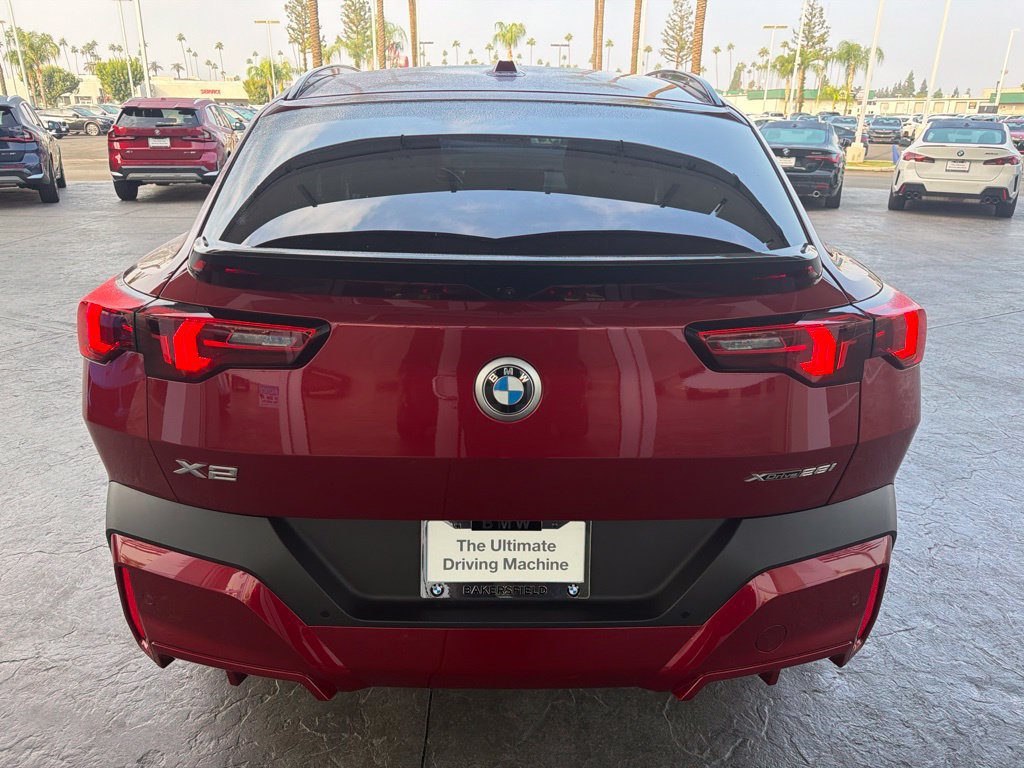 Used 2026 BMW X2 xDrive28i AWD/4WD image 7