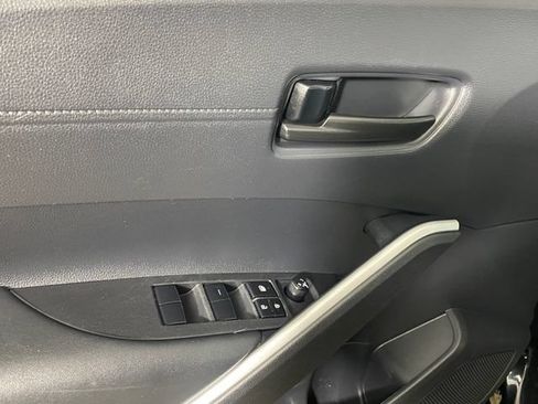 Certified 2024 Toyota Corolla Cross AWD Hybrid w/ Moonroof Package image 19