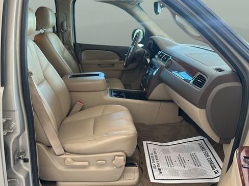 Used 2011 Chevrolet Tahoe LT AWD/4WD image 18