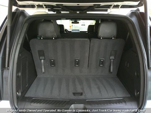 Used 2021 Chevrolet Tahoe LT image 9