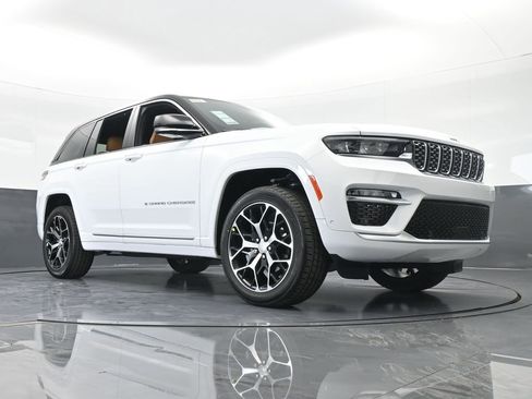 New 2025 Jeep Grand Cherokee Summit image 68