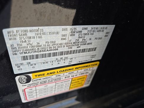 Used 2025 Ford Expedition Tremor AWD/4WD image 17